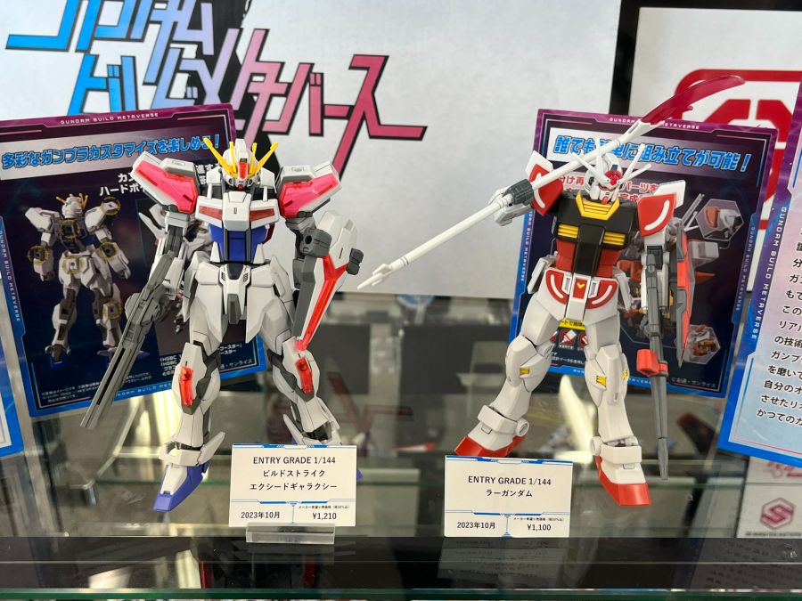 RG 건담 에피온 외 신제품 요도바시 전시 사진_5.jpg