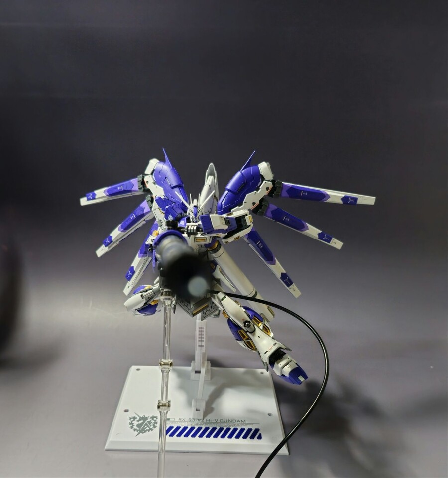 [RG] 하이뉴 건담 도색 완성_10.jpg