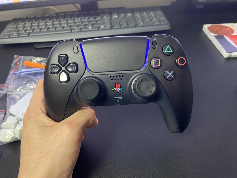 듀얼센스 디자인 너무 구려서 살짝 변화를 줘봤습니다._6.jpg