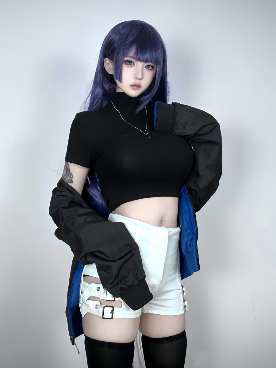 인방) 자기 피규어 코스프레가 나온 비야_4.jpg