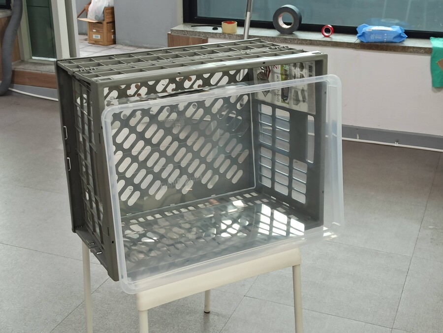 다이소 용품으로 도색부스 자작하기_4.jpg