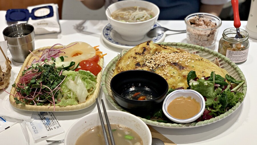 밖에서 밥 먹습니다 - 광교 롯데아울렛, 트립아시아 | 음식 갤러리 밖에서 밥 먹습니다 - 광교 롯데아울렛, 트립아시아 | 음식 갤러리 | 루리웹