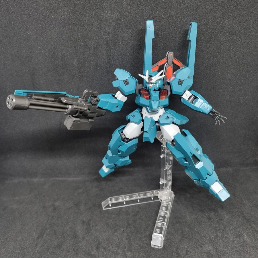 HGWM 건담 르브리스 울 ﻿(GUNDAM LFRITH UR)_18.jpg