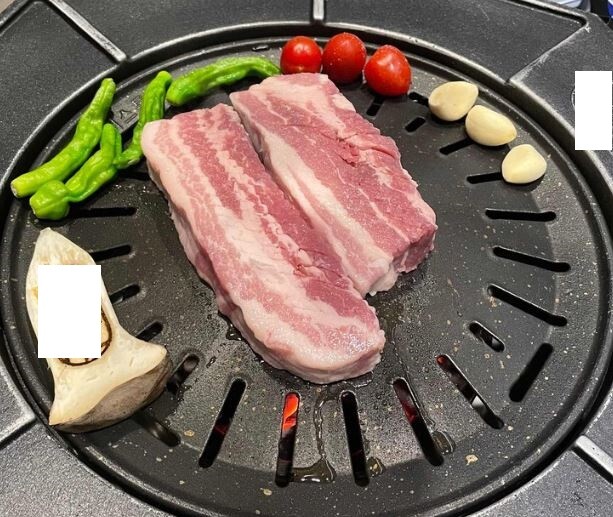오늘 회식갈 고기집 사진 보는중