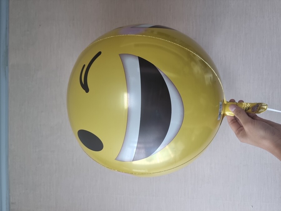 풍선) 깜찍한 스마일 이모지가 그려진 윙크이모티콘 오브 은박풍선_10.jpg