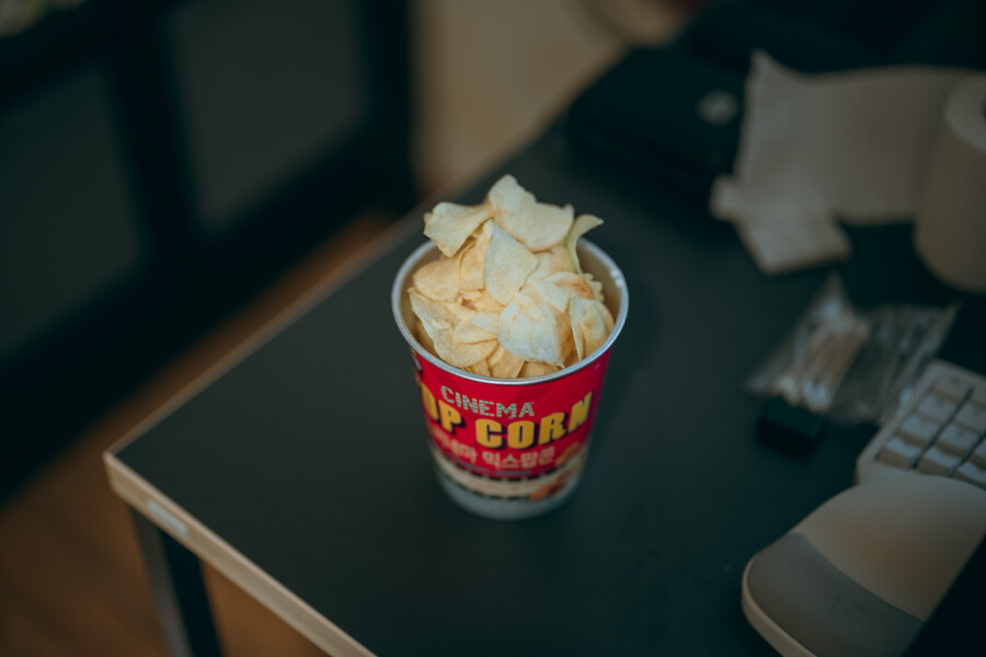 광릉불고기, 고대맘모스빵, 팝콘, 새우깡, 펩시라임 등등_16.jpg