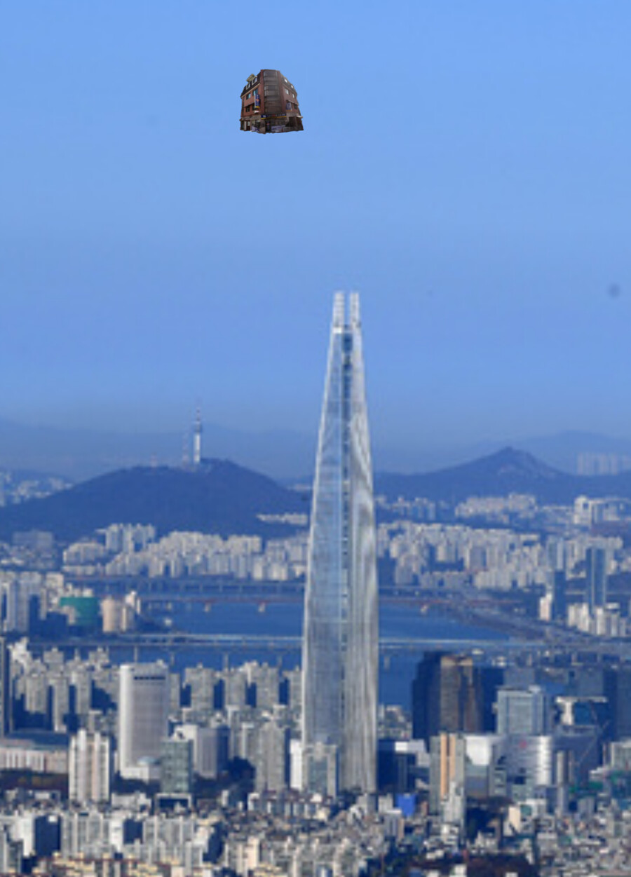 퀀텀에너지연구소에서 LK99 샘플을 공개하는 모습