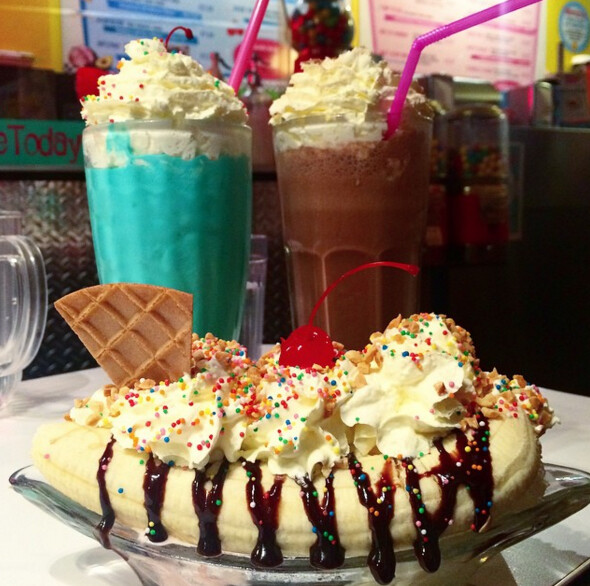 미국 다이너 식당에서 볼 수 있는 요리들.diner_50.png