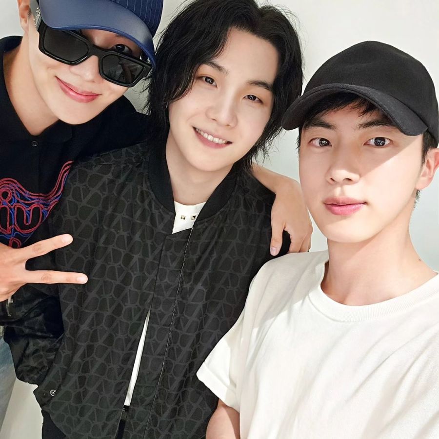 BTS) 진 근황_2.jpg