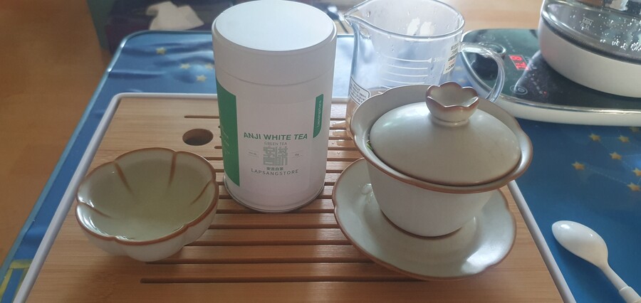 녹차) 정산당의 안길황금싹과 안길백차 23년 생산분_2.jpg