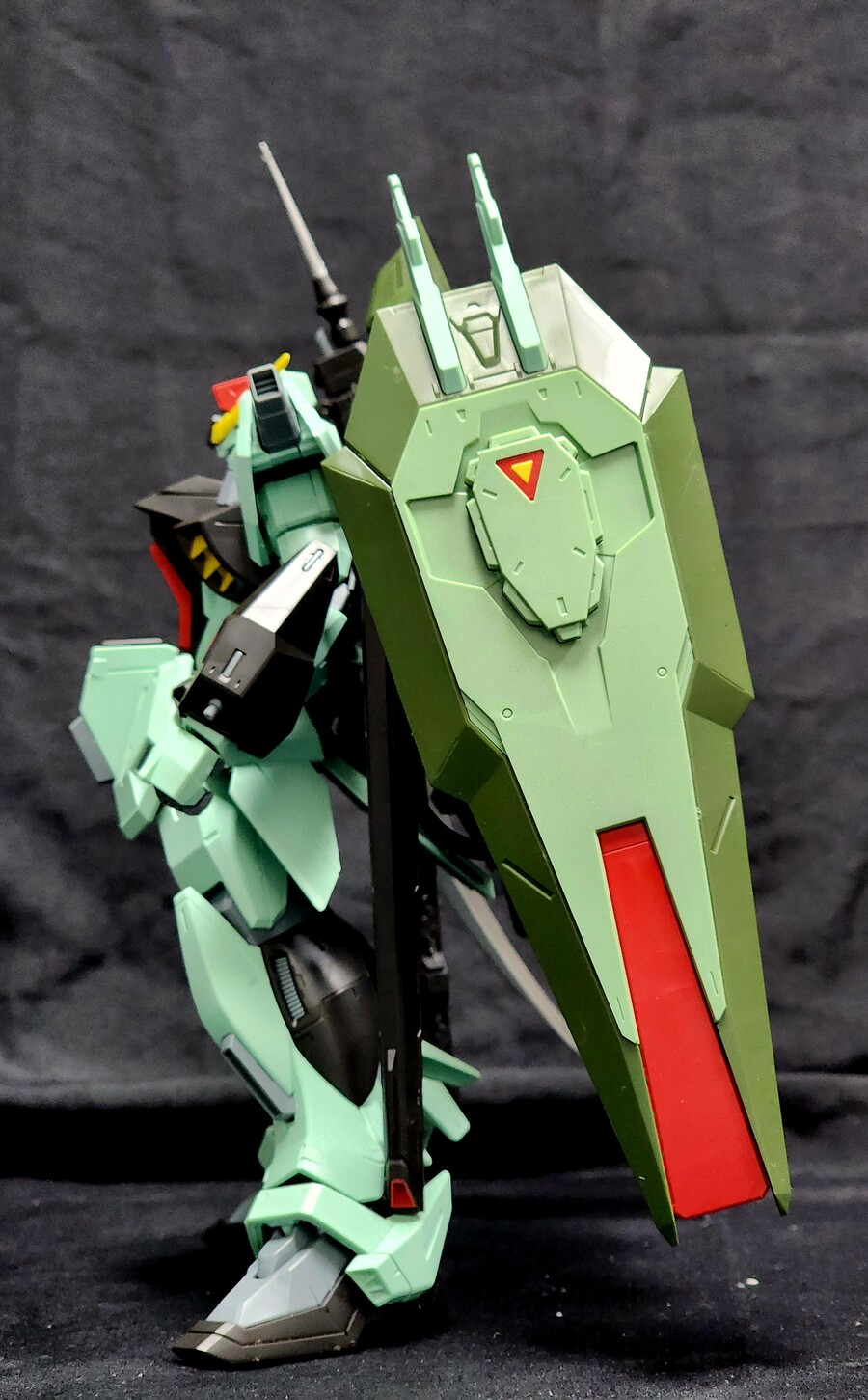 [풀메카닉스] 1/100 GAT-X252 포비든 건담 #완성_8.jpg