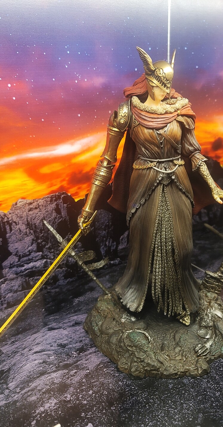 엘든링 한정판 말레니아 피규어 (논스케일)_5.jpg