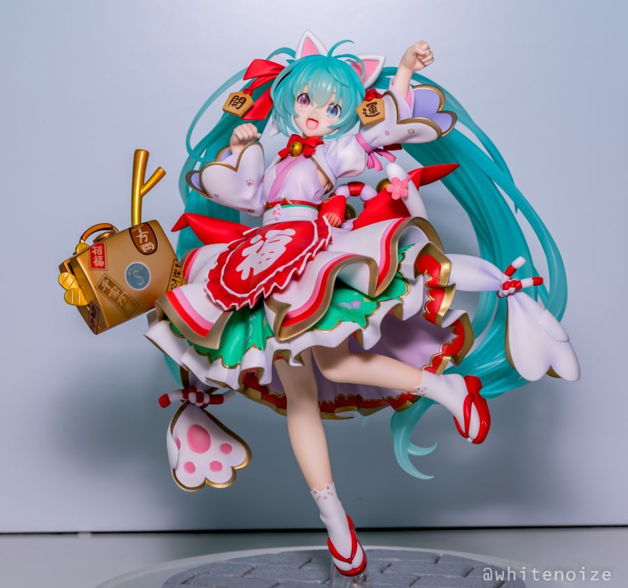 [카도카와] 1/7 하츠네미쿠 _마네키 미쿠 ver_1.jpeg