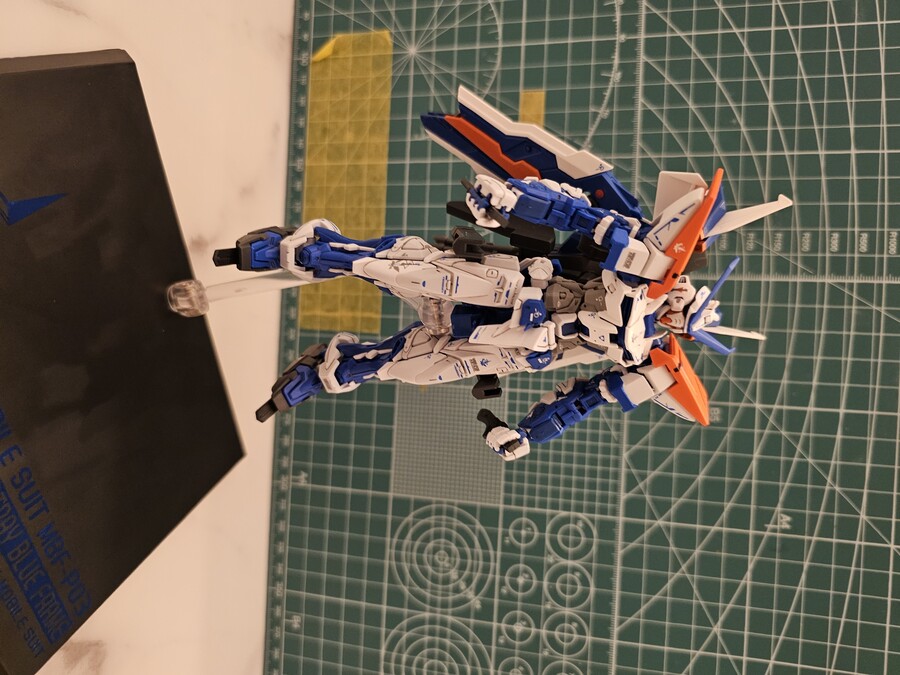 (완성) RG 블루프레임 및 아스트레이 시리즈_2.jpg