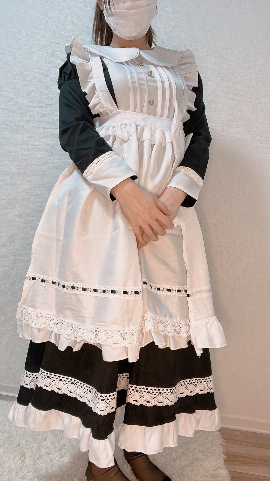 후방) 화려한 속옷 입은 메이드 | 유머 게시판 | RULIWEB