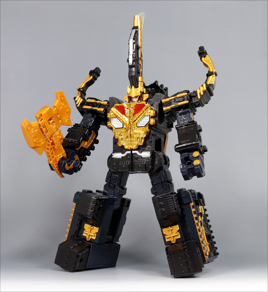 [DX] 킹 코카서스 카부토_54.jpg