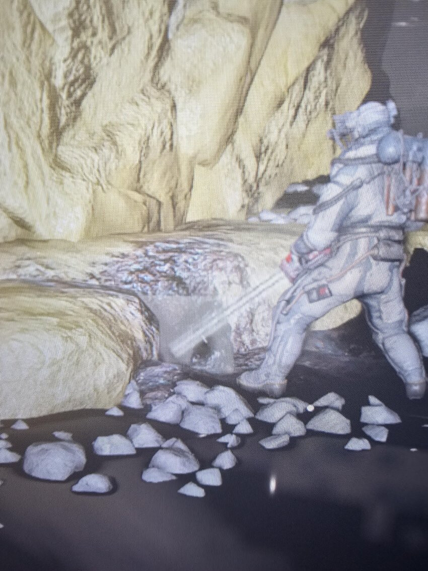 게임 빛 번짐 현상 왜이러는 걸까요?_1.png