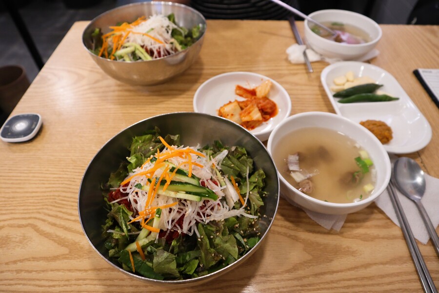 서울 종로구 광장시장 창신육회_1.jpg