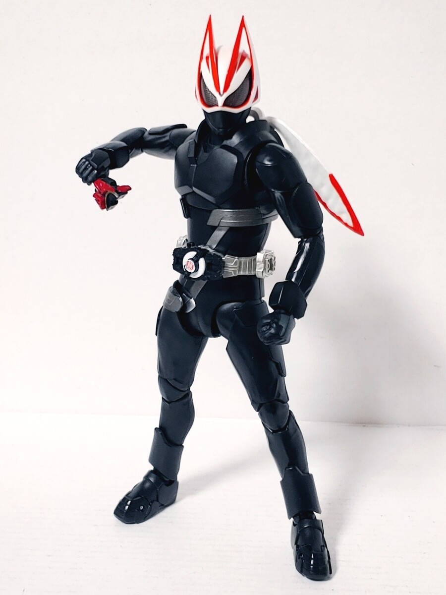 SHF 가면라이더 기츠 (엔트리 레이즈 폼)_27.jpg