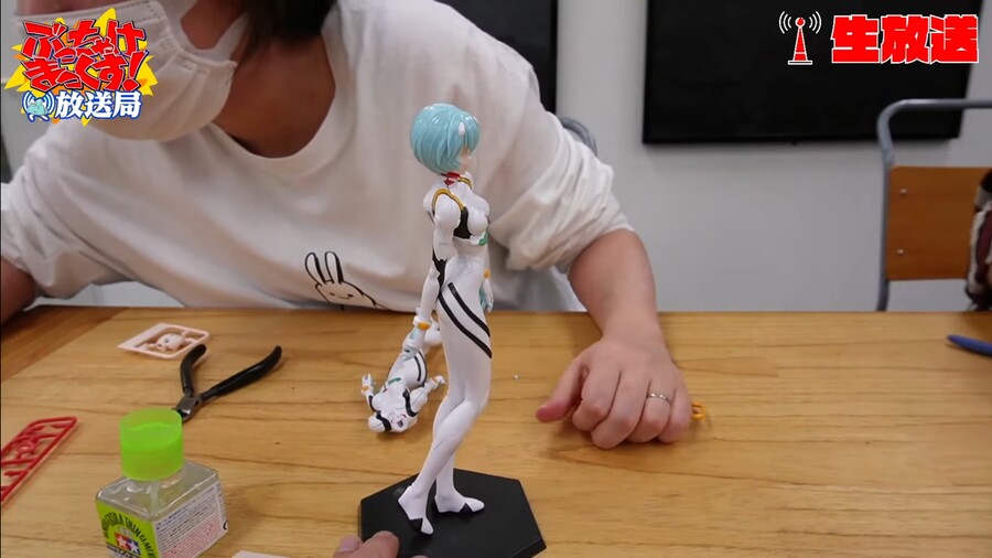 [맥스팩토리] PLAMAX 아야나미 레이. 샘플 조립 영상_14.jpg