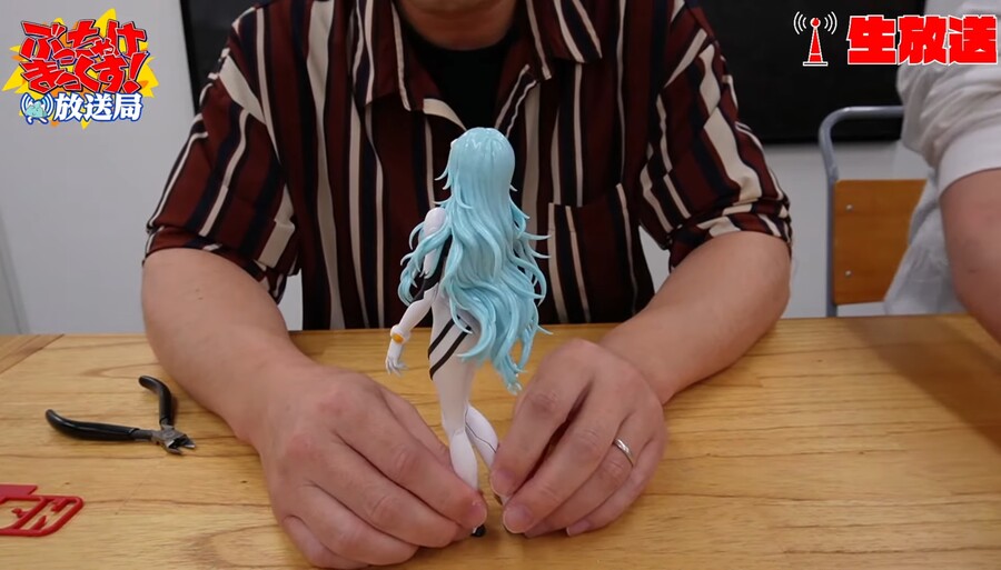 [맥스팩토리] PLAMAX 아야나미 레이. 샘플 조립 영상_23.jpg