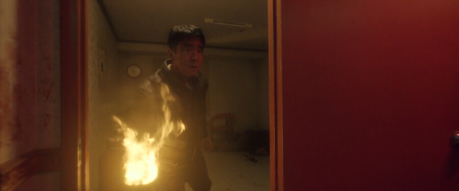 그는 신이야!!! 파이어 펀치!! 파이어 펀치!!!!_1.png