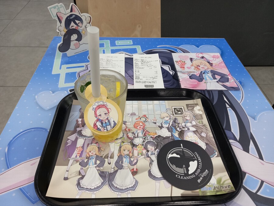 애니플러스 합정 방문 (+ 블아 카페 방문)_2.jpg