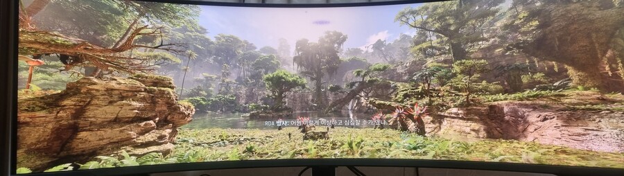 32 : 9 4K 플레이_1.jpg