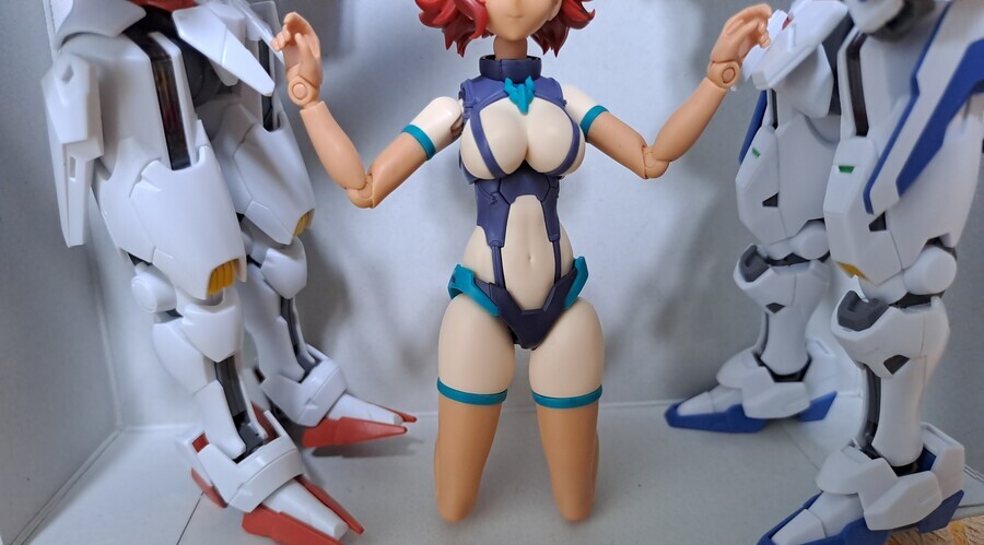 30mm) 이번에 나온 아체르비(메카걸) 시리즈는_1.jpg