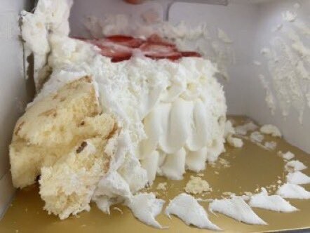 일본 크리스마스 케이크 배송 참사.jpg_5.jpg