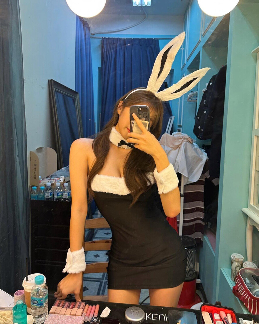 바니) 바니끄어어어어어어어어어R얼ㄹㄹ_1.png