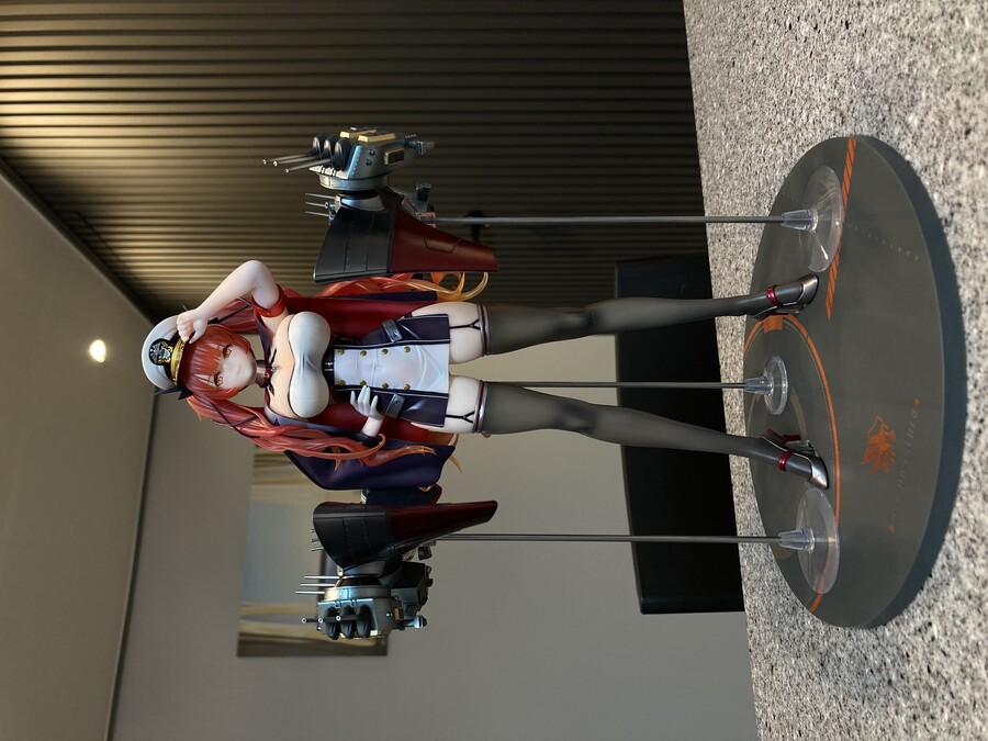 빵빵한 크기의 가슴 피규어_1.jpg