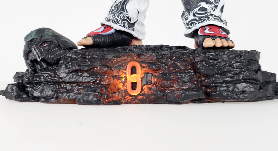 반남코, 철권 8 흑요석님 공식 일러스트 및 한정판 발광 피규어 실물 이미지 공개_17.jpg