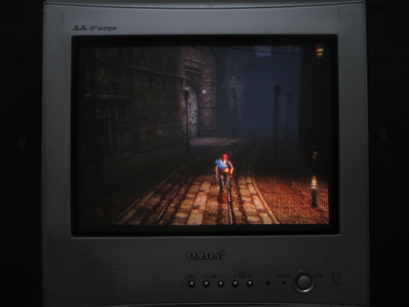 데빌 메이 크라이 2 (4) - 브라운관 티비 화면_43.jpg