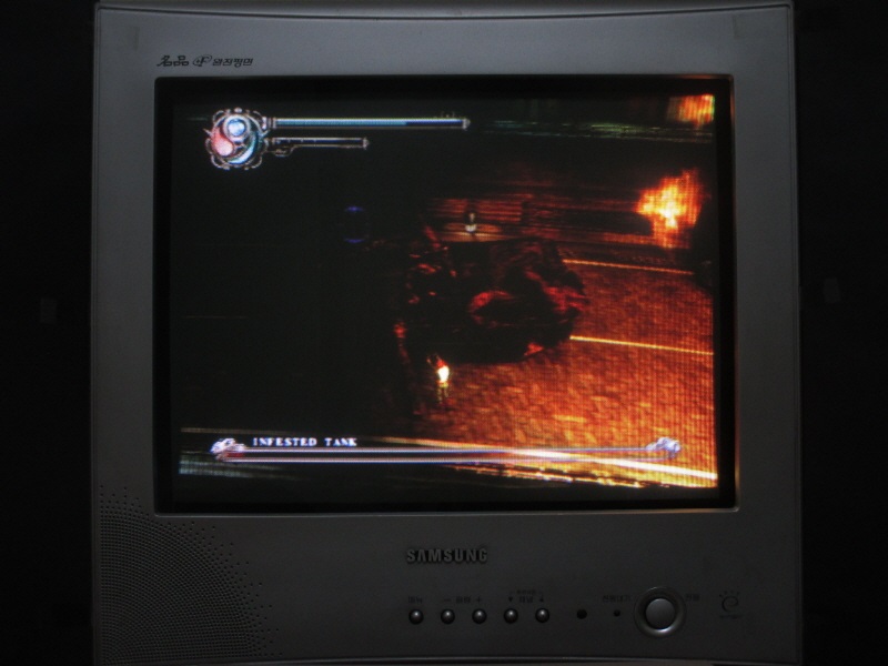 데빌 메이 크라이 2 (4) - 브라운관 티비 화면_46.jpg