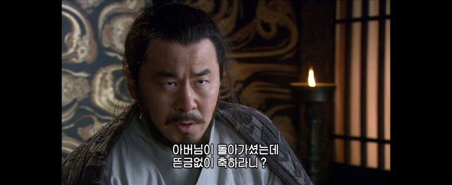 삼국지)스압]불효자 조조와 개소리하는 순욱_22.jpg