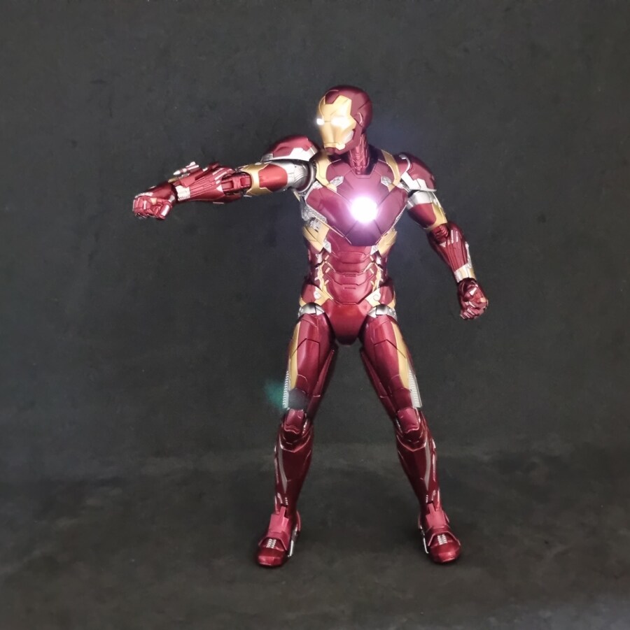 쓰리제로 아이언맨 마크46 (THREEZERO DLX IRONMAN MK46)_23.jpg