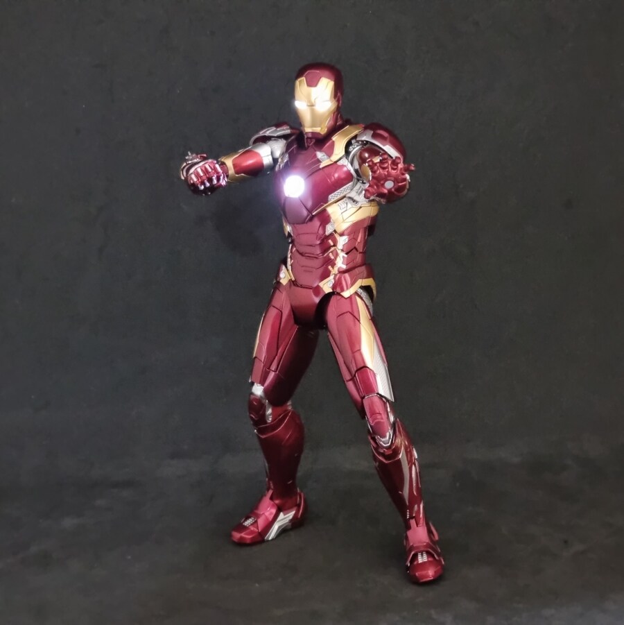 쓰리제로 아이언맨 마크46 (THREEZERO DLX IRONMAN MK46)_24.jpg
