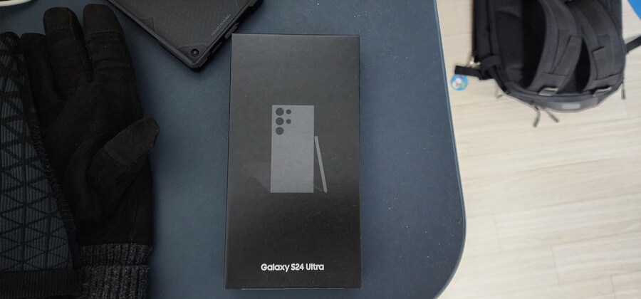 S24)쿠팡구매자들 아침에 왔을거임_1.jpg