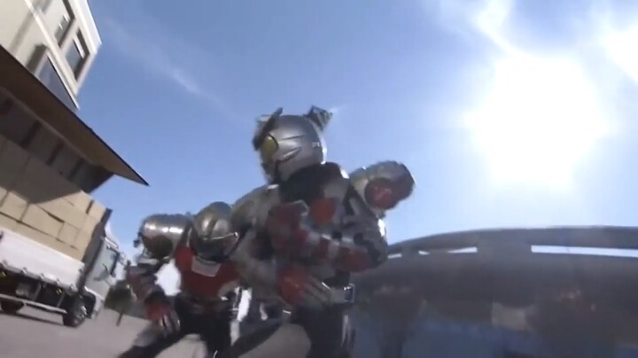 [가면라이더 카부토] 진퉁 vs 짝퉁_65.jpg