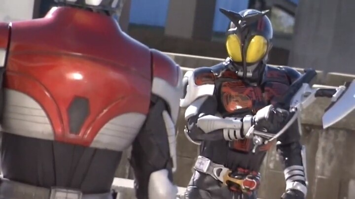 [가면라이더 카부토] 진퉁 vs 짝퉁_71.jpg