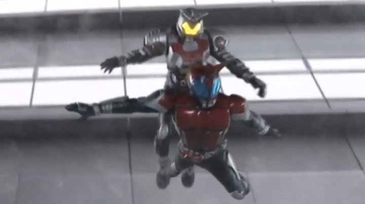 [가면라이더 카부토] 진퉁 vs 짝퉁_93.jpg