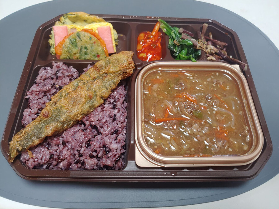 CU 소불고기&모둠전 도시락_3.jpg