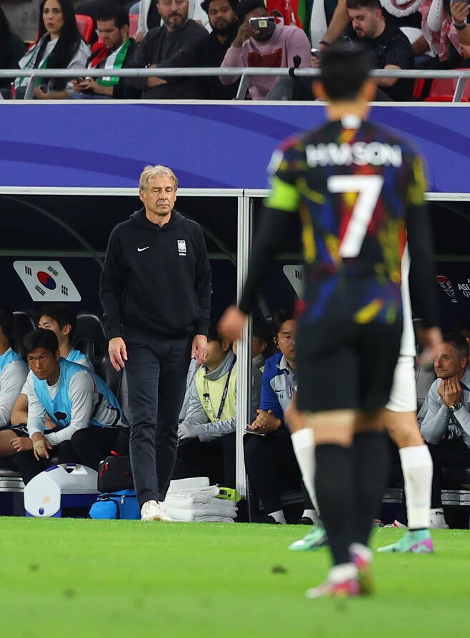 한국 피파랭킹 '겨우 1계단' 오른다…챔피언 카타르 '20계단 상승' 전망_1.png