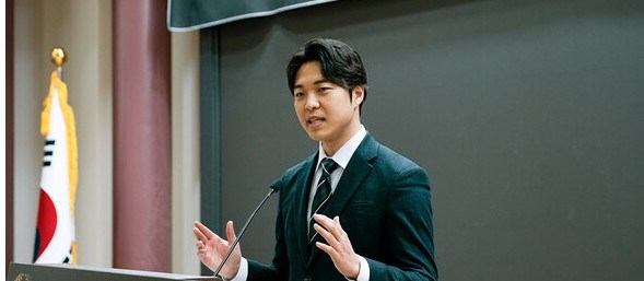 [단독] ‘고양갑 출마’ 국민의힘 박성호 청년후보, ‘청년페이 코인’ 논란 휘말려_1.jpg