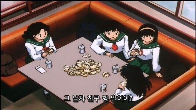 일본 만화에서 흔한 여학생들의 힘의 원동력_1.jpg