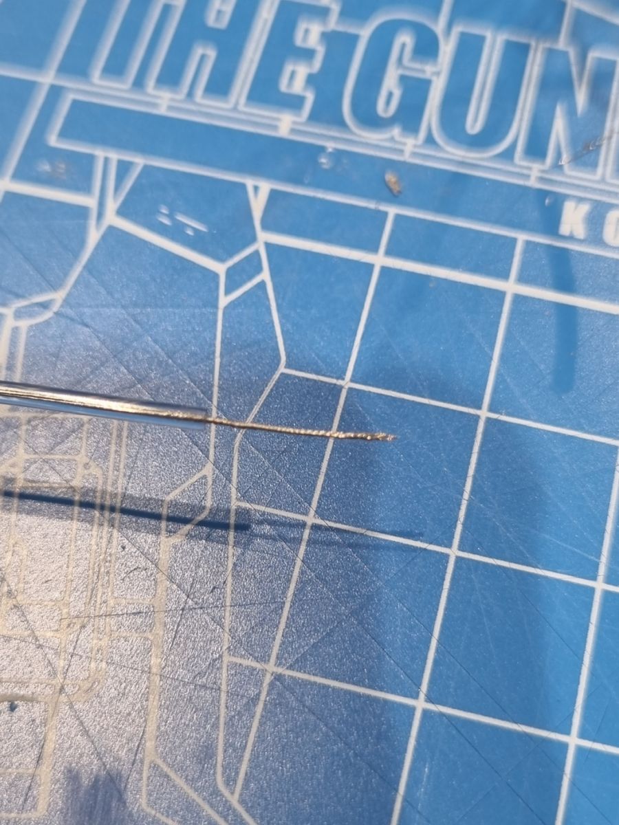 [건X 베이스] 고양점 건프라 발광 기법 안내 - 발광 다이오드편_29.jpg