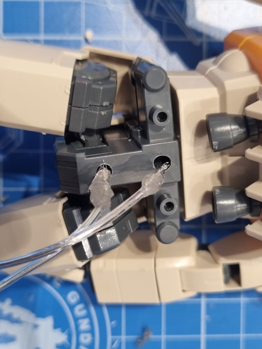 [건X 베이스] 고양점 건프라 발광 기법 안내 - 발광 다이오드편_69.jpg