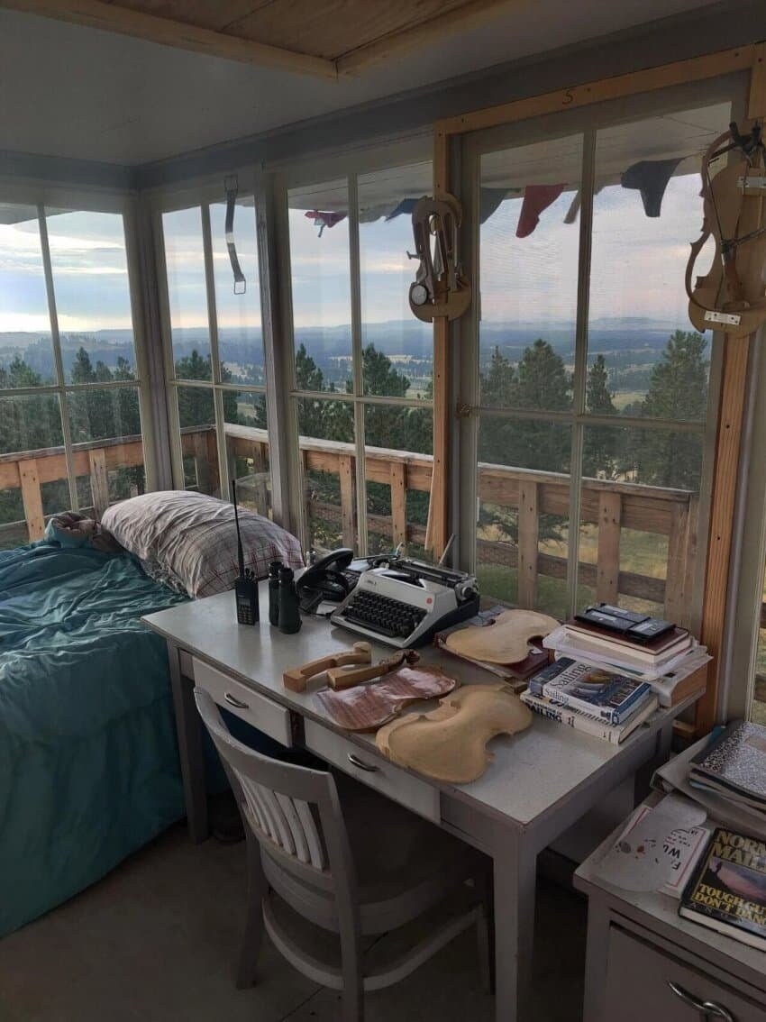 방에 틀어 박혀서 월급 540만원 받는 직업_1.jpg