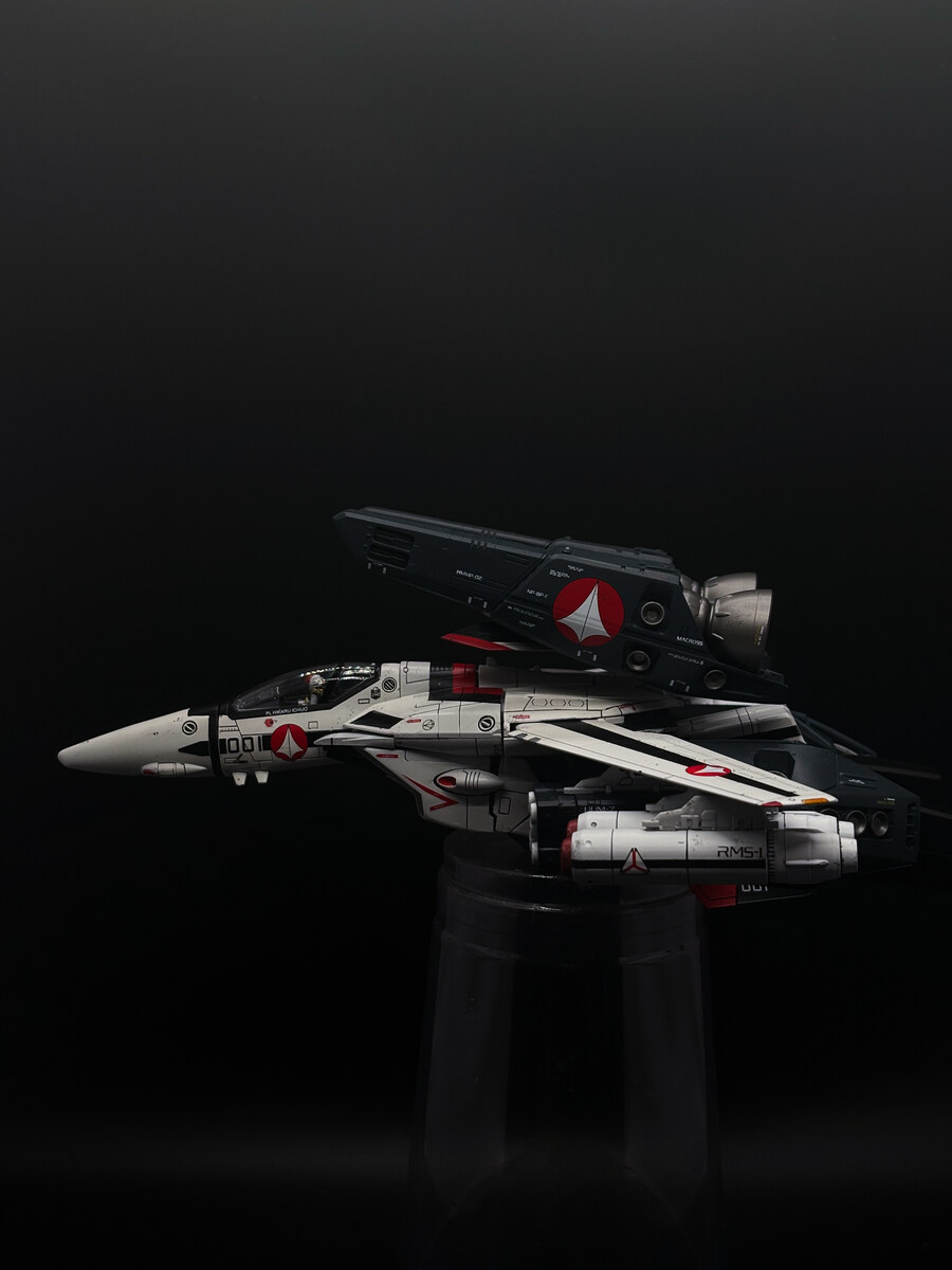 vf-1a/s 발키리 마크로스 1/72 반다이 개조 및 도색_8.jpg